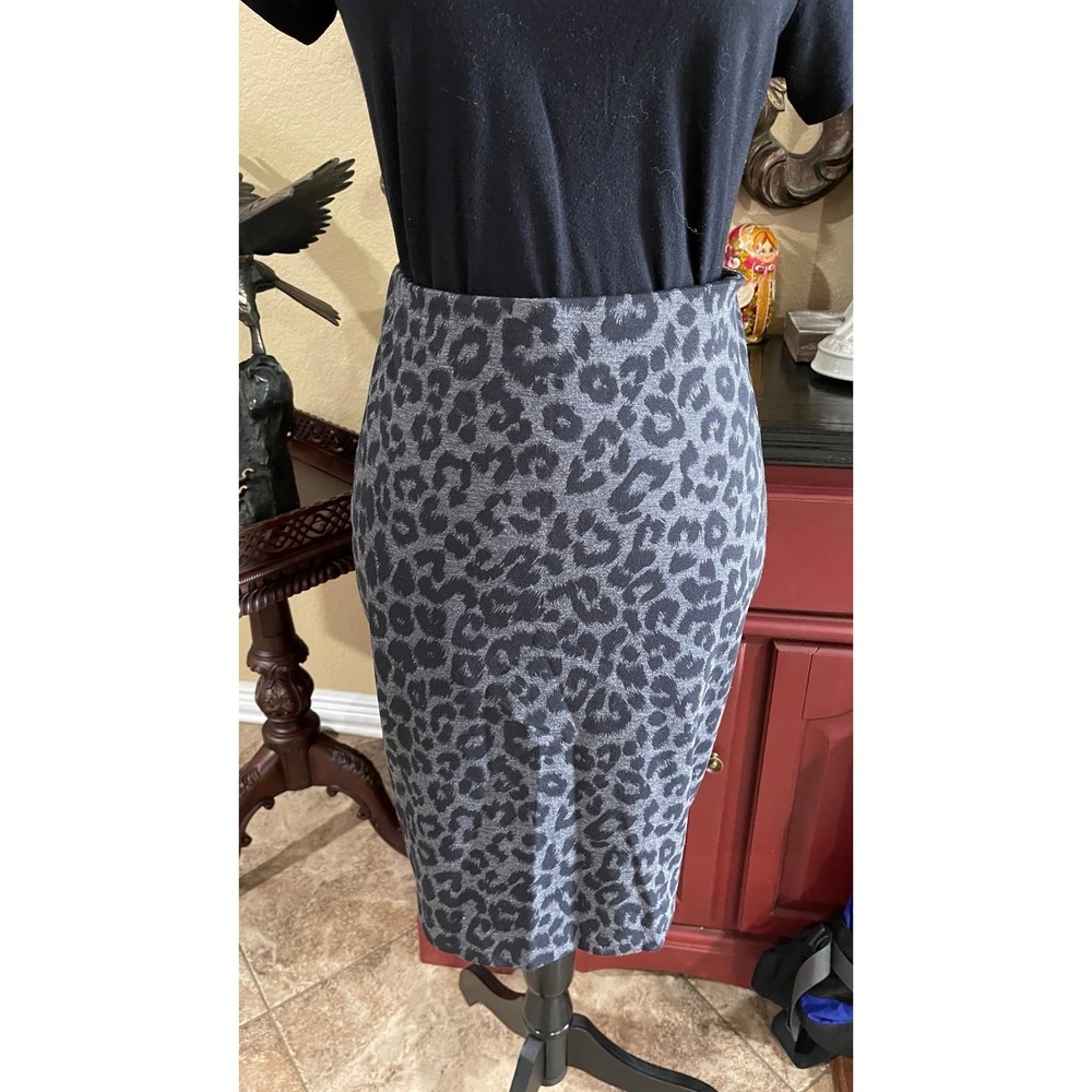 The Limited Leopard Print‎ Pencil Skirt Gray Black Career Stretch Size 2